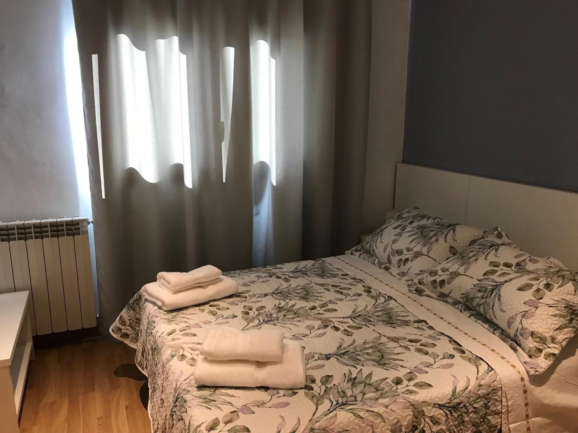Hostal Casiano Camarasa Kültér fotó