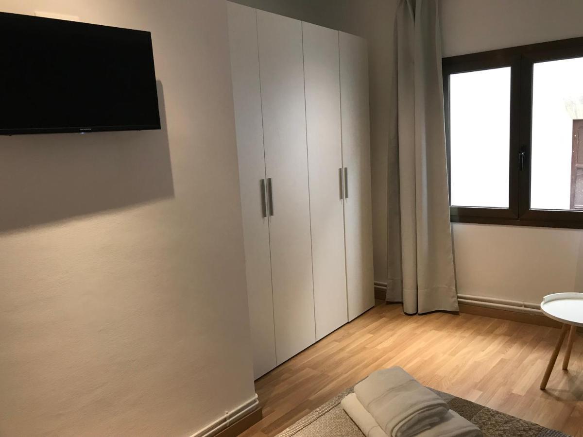 Hostal Casiano Camarasa Kültér fotó
