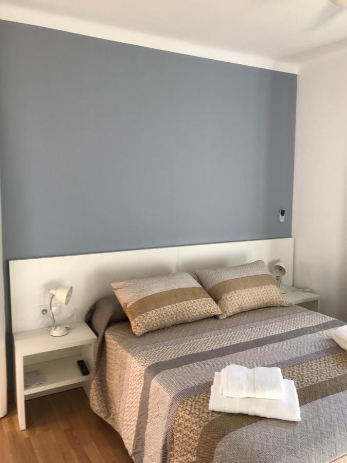 Hostal Casiano Camarasa Kültér fotó