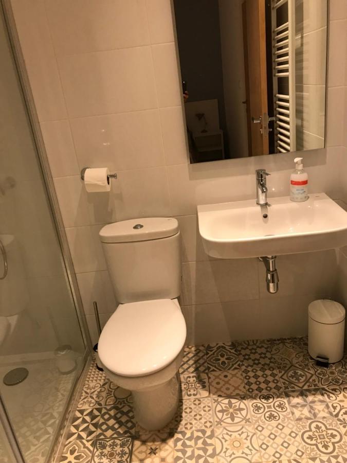 Hostal Casiano Camarasa Kültér fotó