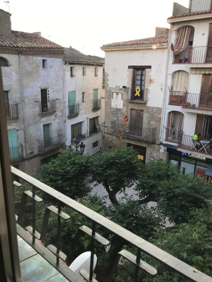Hostal Casiano Camarasa Kültér fotó