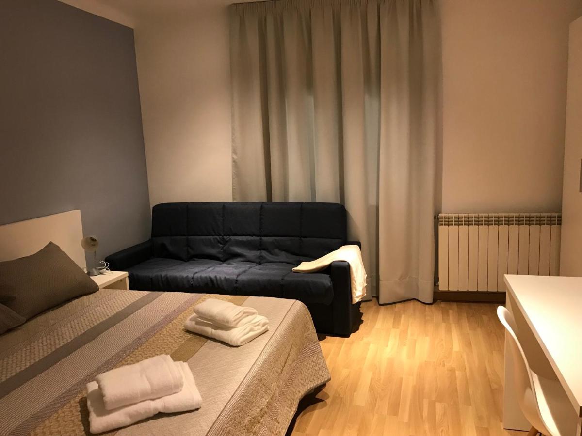 Hostal Casiano Camarasa Kültér fotó