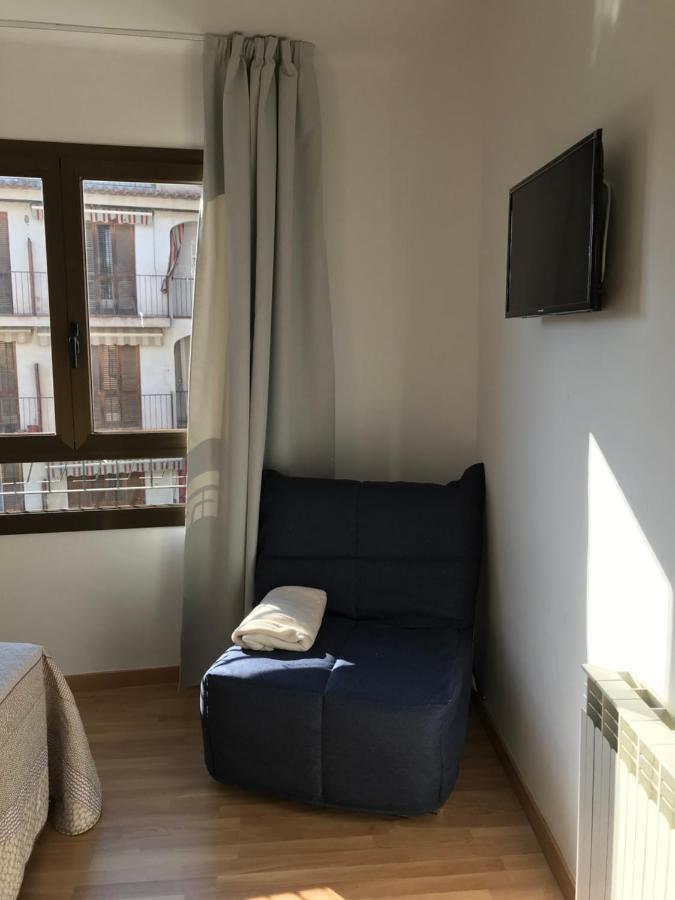 Hostal Casiano Camarasa Kültér fotó