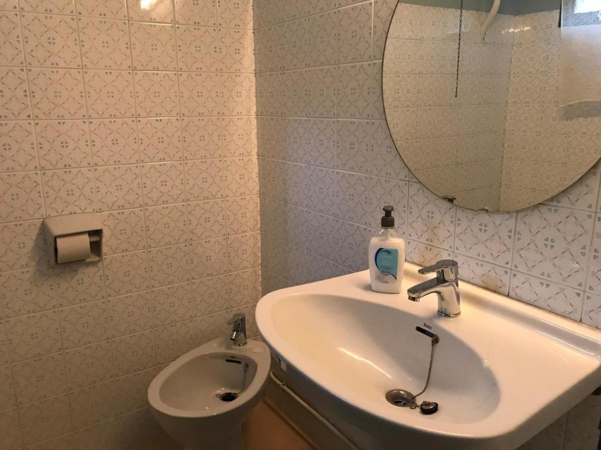 Hostal Casiano Camarasa Kültér fotó