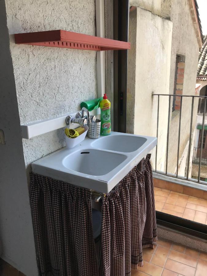 Hostal Casiano Camarasa Kültér fotó