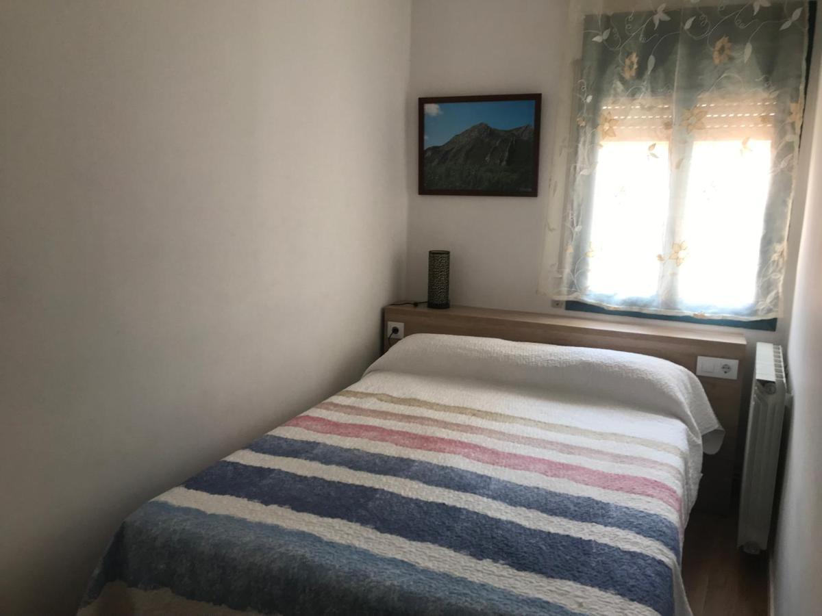 Hostal Casiano Camarasa Kültér fotó